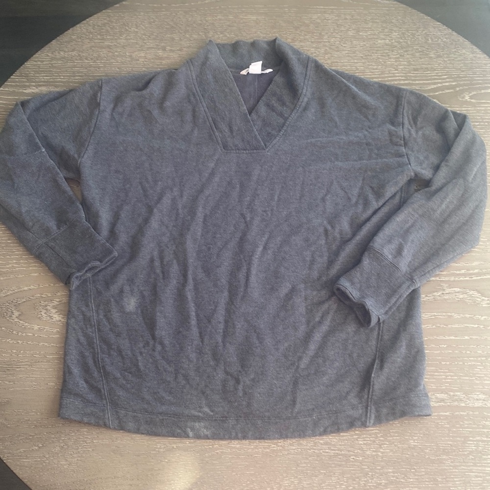 Athleta v neck sweatshirt size large grey